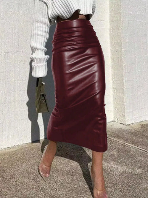 Jupe Simili-Cuir avec Fente au Dos - Audace & Sophistication Urbaine | Silhouette-Chic