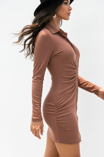 Robe Chemise Ajustée - Élégance Sculptée | Silhouette-Chic