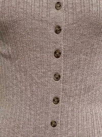 Robe Pull Moulante Côtelée Boutons Devant - Style Chic & Féminin | Silhouette-Chic