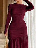 Robe Midi Ajustée Froncée Manches Longues - Élégance Sculptante Sophistiquée | Silhouette-Chic
