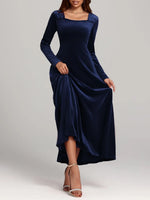 Robe Velours Col Carré - Sophistication Intemporelle & Glamour | Silhouette-Chic