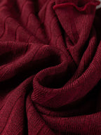 Robe mini maille côtelée col volant - détail du patchwork couture qui ajoute du caractère - Silhouette-chic