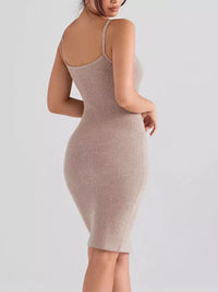 Robe Pull Moulante Côtelée Boutons Devant - Style Chic & Féminin | Silhouette-Chic