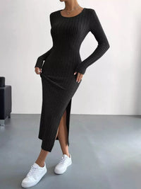 Robe Ajustée Côtelée Midi Sans Manches - Sculpte & Sublime | Silhouette-Chic