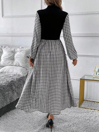 Vintage-Trapezkleid mit Hahnentrittmuster – hoher Kragen