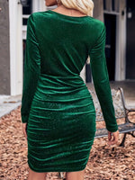Robe Velours Cowl Neck Froncée — Col Drapé & Silhouette Structurée
