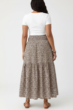 Jupe Longue Fleurie Smockée À Volants Étagés Grande Taille - Liberté Boho | Silhouette-Chic