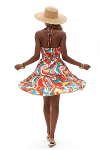Robe Mini Halter Bohème Imprimée Taille Smockée Jupe Étagée Volantée | Silhouette-Chic
