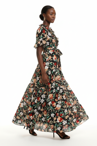 Robe Maxi Fleurie Col V Froufrous Manches Courtes Ceinture Nouée