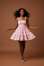 Mini Robe Vichy à Dentelle & Nœud — Élégance Estivale Féminine | Silhouette-Chic