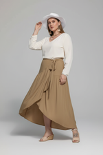 Jupe Grande Taille Asymétrique High-Low Ceinture à Nouer - Style Moderne Inclusif | Silhouette-Chic