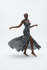 Robe Caraco Froncée à Fente et Encolure Cœur | Silhouette-Chic