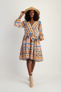 Robe Bohème Imprimé Floral à Manches Longues - L'Élégance Artistique | Silhouette-Chic