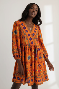 Robe Bohème Imprimé Floral à Manches Longues - L'Élégance Artistique | Silhouette-Chic