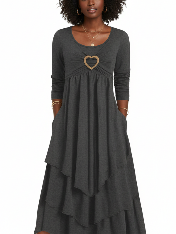 Robe Midi À Cœur Décoratif et Volants Étagés — Douceur & Caractère