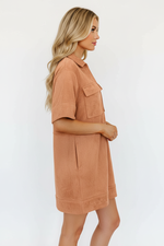 Robe Col Johnny Manches Courtes Poches Rétro - Style Vintage Chic | Silhouette-Chic