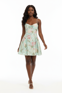 Mini Robe Halter Imprimé Floral - Charme Estival | Silhouette-Chic