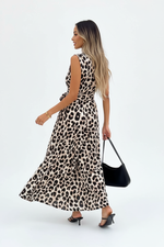 Combinaison & Robe Léopard – Col en V & Taille Froncée | Silhouette-Chic