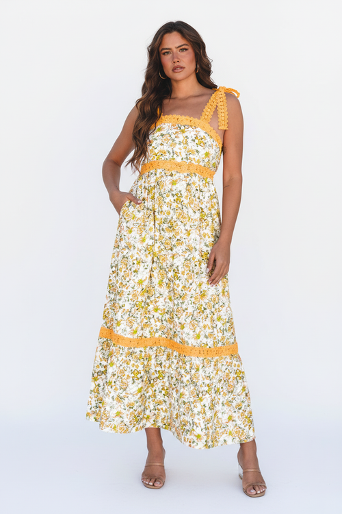 La Robe Maxi Florale qui Célèbre Votre Féminité