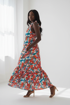  Robe Maxi Imprimé Floral Black-Coat multicolore - vue trois-quarts révélant la jupe à volants étagés et l'imprimé floral vibrant