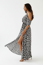 Robe Maxi Léopard Épaules Découvertes avec Fente — Sauvage & Inoubliable | Silhouette-Chic