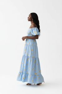 Robe Maxi Étagée Imprimé Marguerites Manches Bouffantes - La Fraîcheur Champêtre | Silhouette-Chic