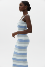Robe Midi Ajustée Tricot Rayures Encolure Carrée - Le Chic Intemporel | Silhouette-Chic