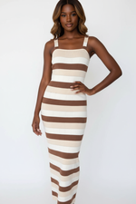 Robe Midi Ajustée Tricot Rayures Encolure Carrée - Le Chic Intemporel | Silhouette-Chic