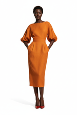 Robe Midi À Col Bateau et Manches Bouffantes — Architecture & Féminité