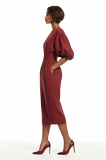 Robe Midi À Col Bateau et Manches Bouffantes — Architecture & Féminité