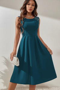 Robe Midi Sans Manches Détails Perles - L'Élégance Raffinée | Silhouette-Chic