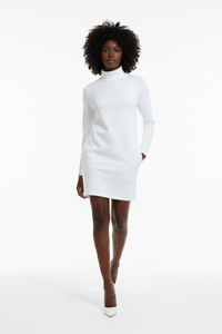 Robe Mini Col Roulé Manches Longues avec Poches - Confort Élégant | Silhouette-Chic