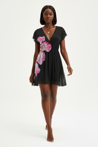 Robe Mini Imprimée à Manches Courtes - L'Élégance Imprimée