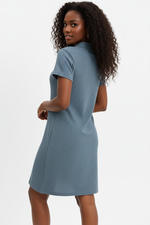 La Robe qui Vous Appartient — Polo Col V Texturée