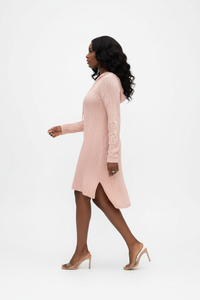 Robe Pull à Capuche Manches Longues Tricot Câble - Confort Chic | Silhouette-Chic