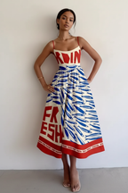  Robe midi imprimé sardines Black-Coat - vue pleine longueur angle bas montrant la silhouette complète et le tombé élégant du tissu 