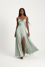 Robe Maxi Col Capuche Fendue Élégante | Silhouette-Chic