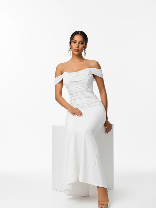 Robe Sirène Longue Blanche Épaules Dénudées Froncée - Soirée & Mariage | Silhouette-Chic