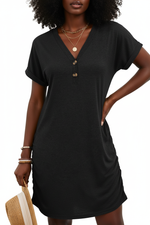 La Robe du Quotidien Parfait — T-Shirt Col V Boutons Manches Retroussées | Silhouette-Chic