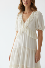 Robe Étagée Encolure Crantée Manches Courtes - Élégance Décontractée Féminine | Silhouette-Chic