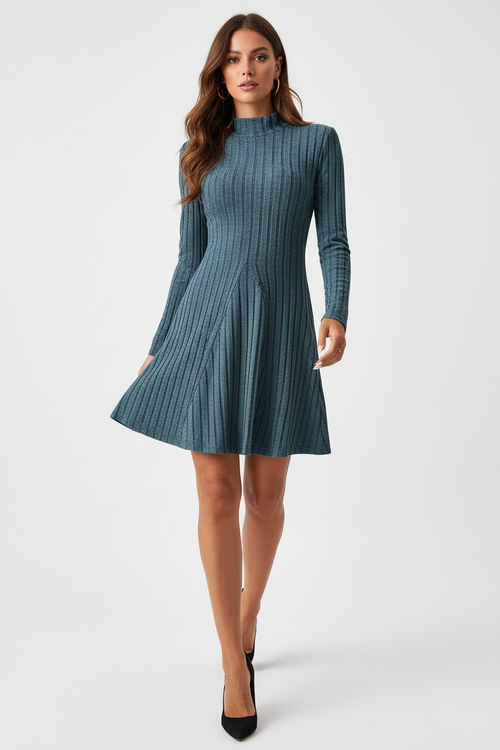Robe Tricot Côtelé Col Montant Minimaliste