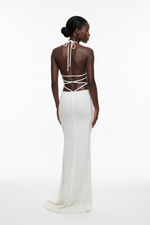 Robe Maxi Crochet Halter Ajouré - Audace Élégante | Silhouette-Chic